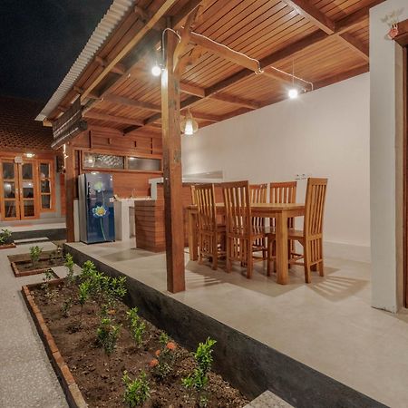 Garvi Villa Karangasem Екстериор снимка