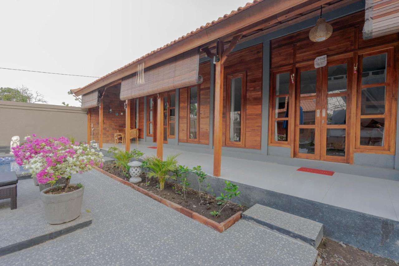 Garvi Villa Karangasem Екстериор снимка
