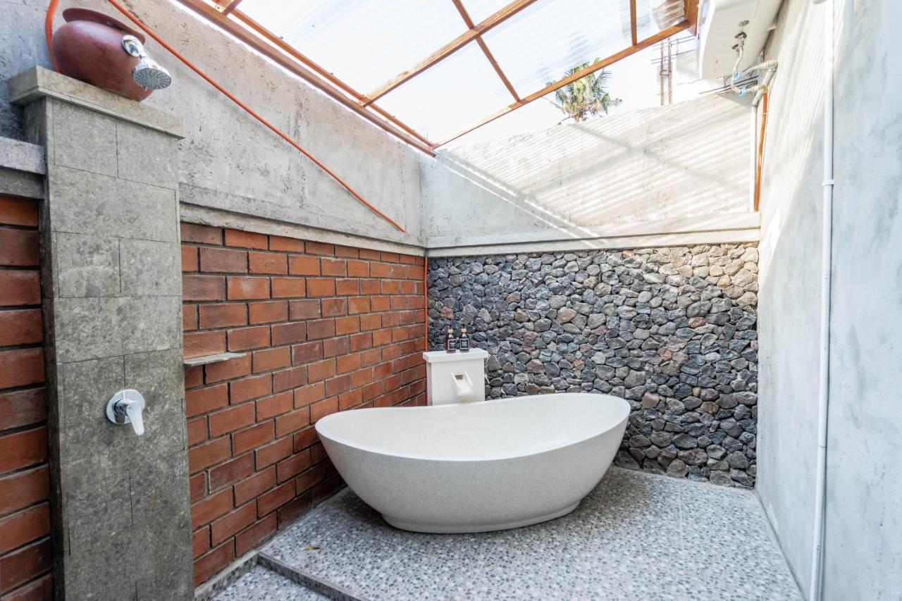 Garvi Villa Karangasem Екстериор снимка