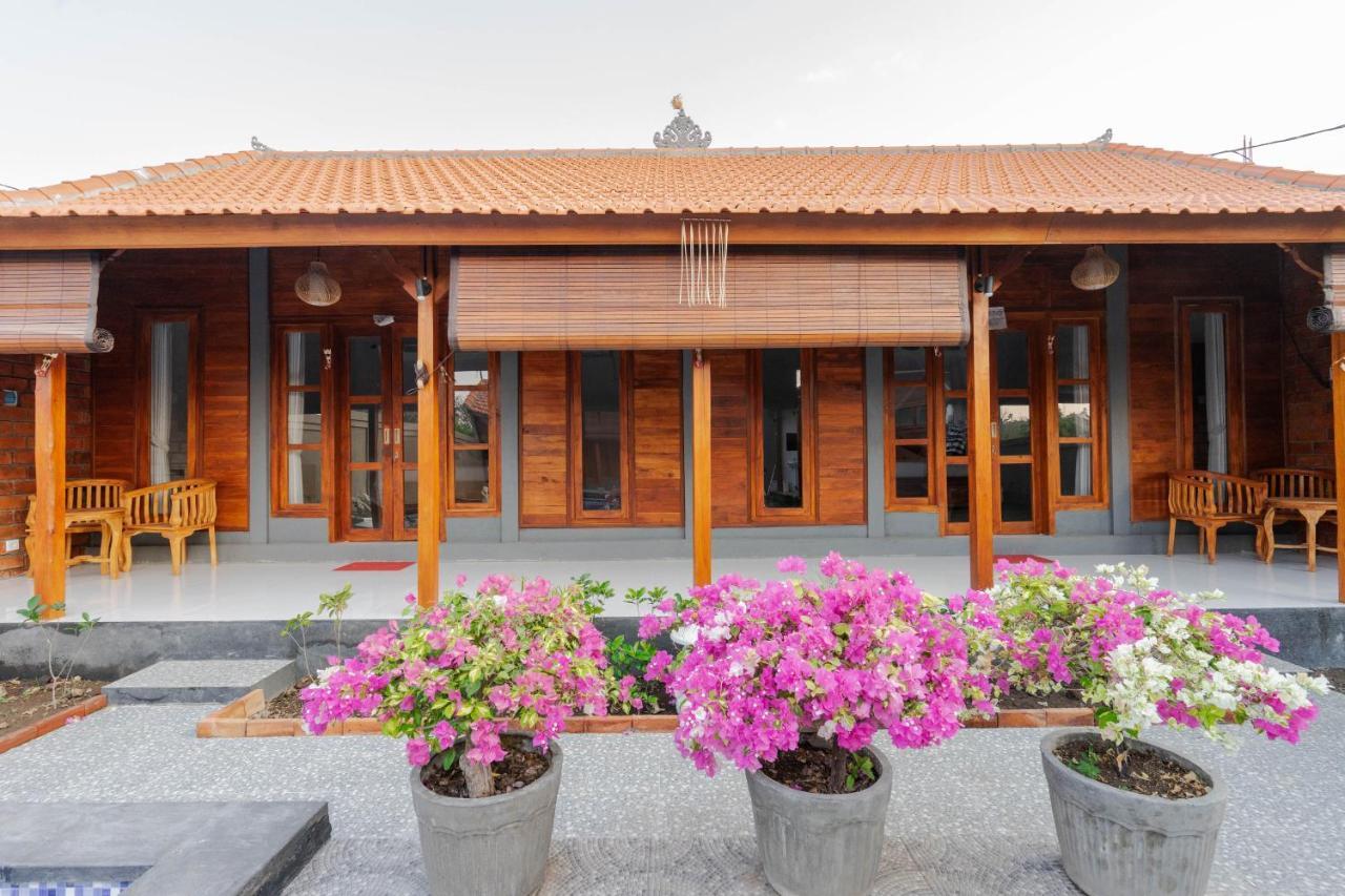 Garvi Villa Karangasem Екстериор снимка