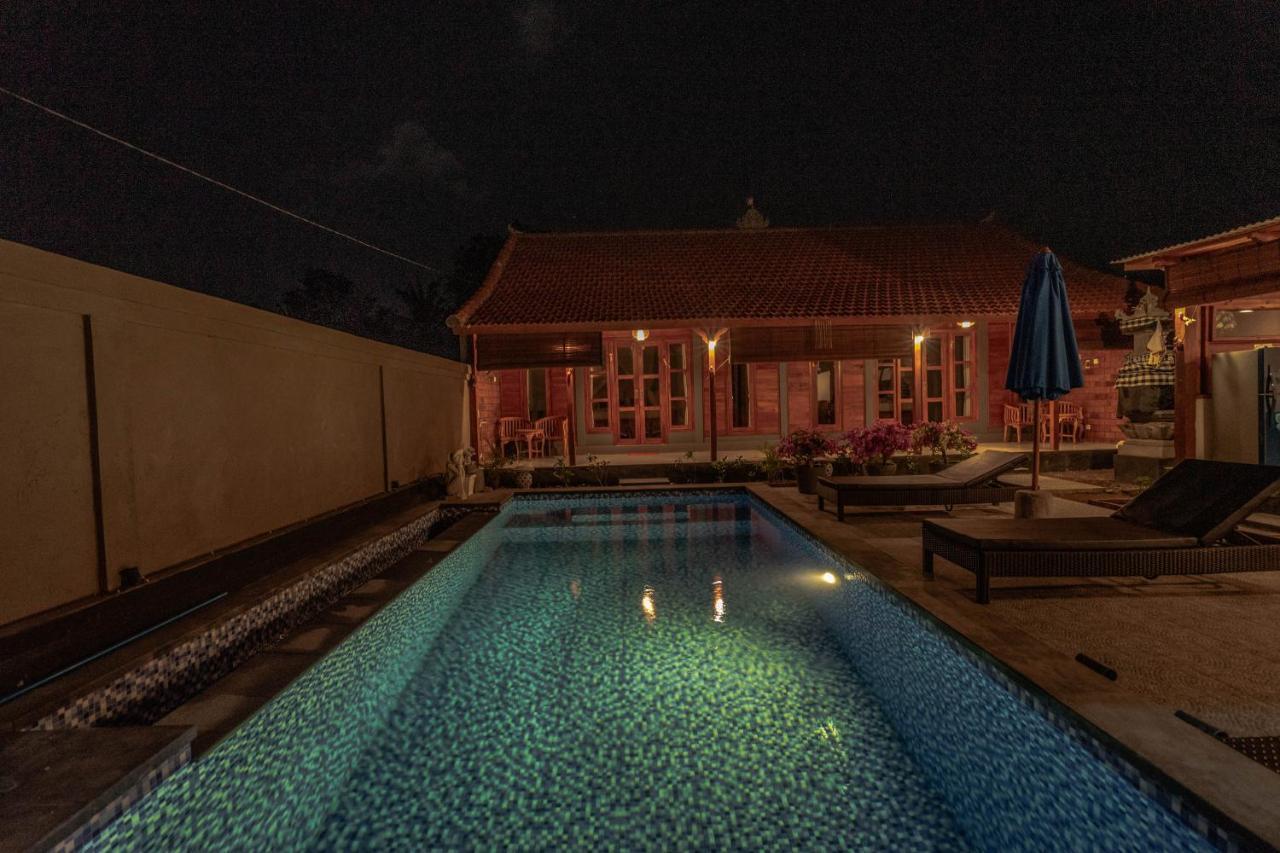 Garvi Villa Karangasem Екстериор снимка