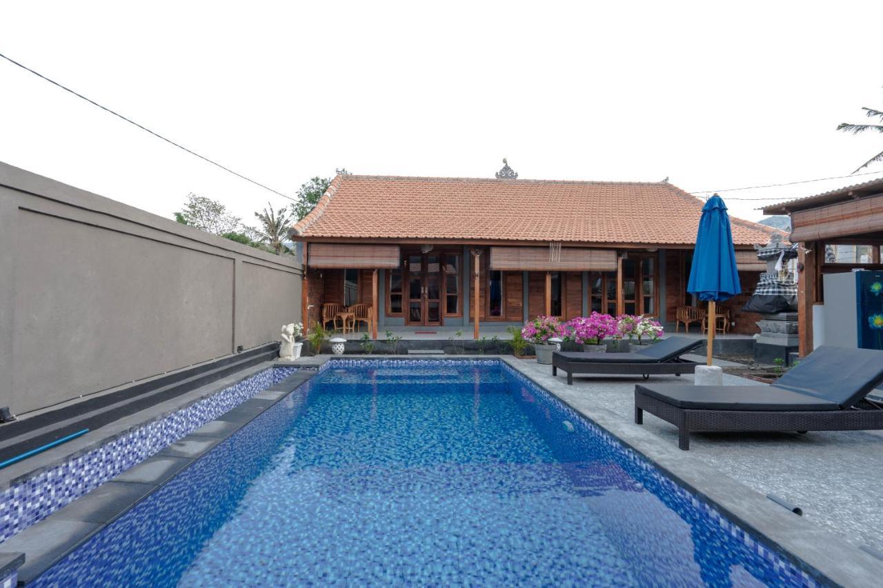 Garvi Villa Karangasem Екстериор снимка
