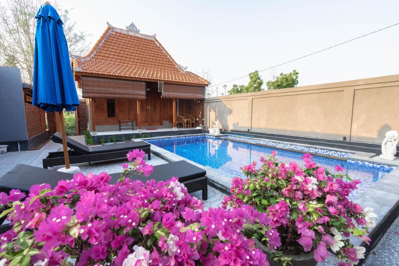 Garvi Villa Karangasem Екстериор снимка