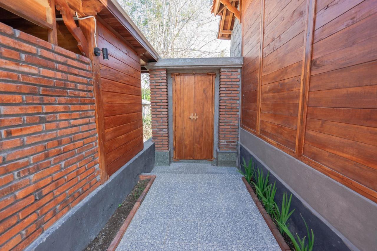 Garvi Villa Karangasem Екстериор снимка
