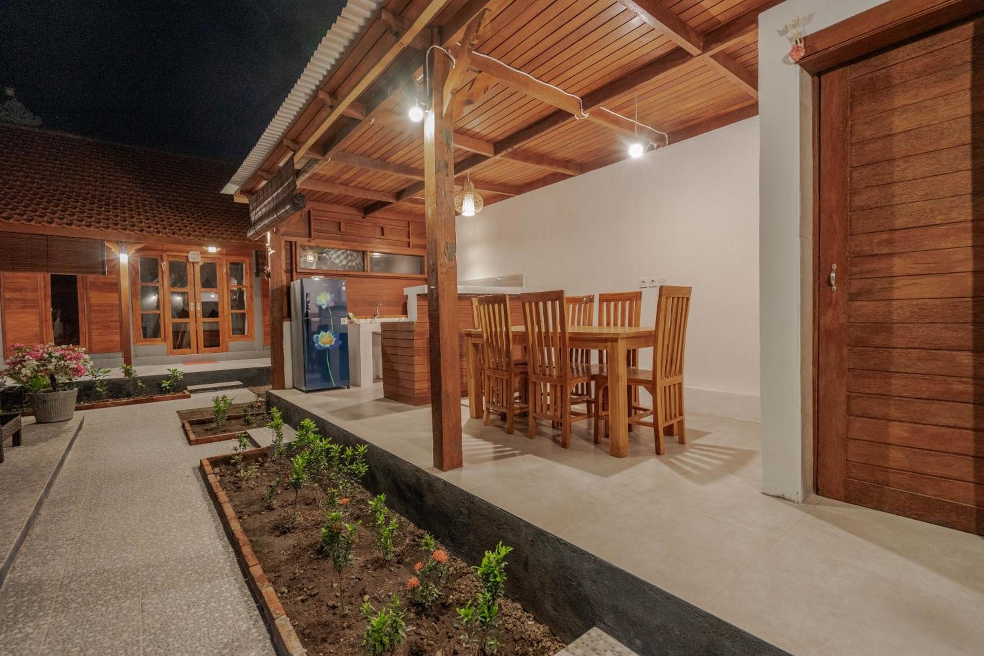 Garvi Villa Karangasem Екстериор снимка